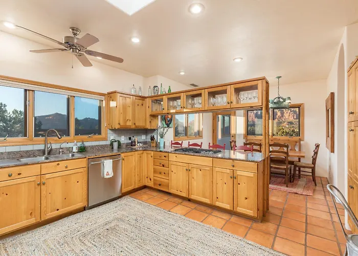 Pegasus Ranch - Unique Backs To National Parkforest 3 Acres With Hot Tub A True Escape *