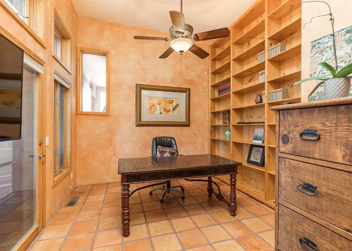 Holiday home Pegasus Ranch - Unique Backs To National Parkforest 3 Acres With Hot Tub A True Escape *