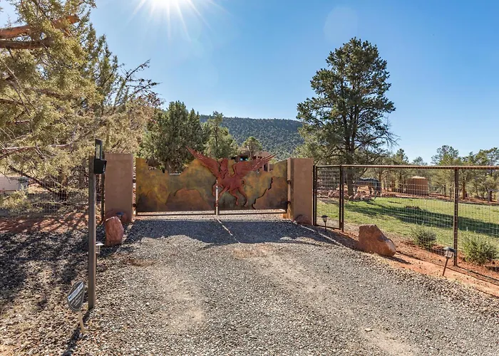 Pegasus Ranch - Unique Backs To National Parkforest 3 Acres With Hot Tub A True Escape Holiday home Sedona